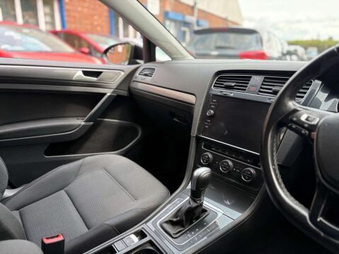 Volkswagen Golf 1.5 Golf Match Edition TSi Evo Semi-Auto 5dr 29