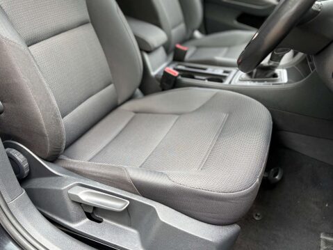 Volkswagen Golf 1.5 Golf Match Edition TSi Evo Semi-Auto 5dr 32