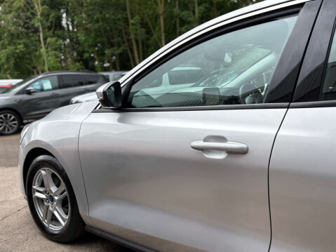 Ford Focus 1.5 Focus Zetec TDCI 5dr 10