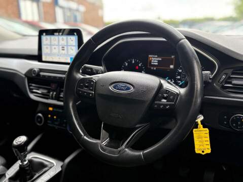 Ford Focus 1.5 Focus Zetec TDCI 5dr 28