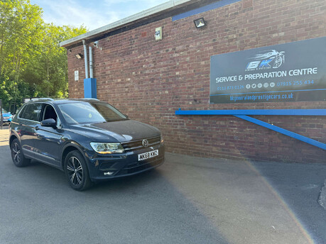 Volkswagen Tiguan 2.0 Tiguan SE Nav TDI BlueMotion Technology 4Motion Semi-Auto 4WD 5dr