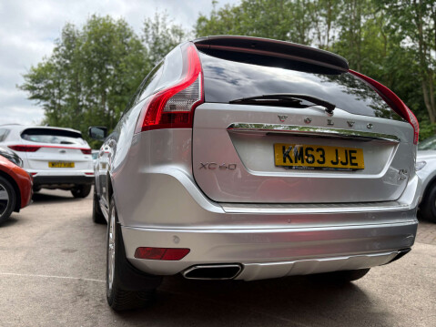 Volvo XC60 2.4 XC60 SE Luxury Nav D5 AWD Auto 4WD 5dr 11