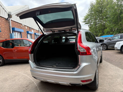 Volvo XC60 2.4 XC60 SE Luxury Nav D5 AWD Auto 4WD 5dr 17