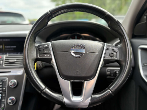 Volvo XC60 2.4 XC60 SE Luxury Nav D5 AWD Auto 4WD 5dr 67