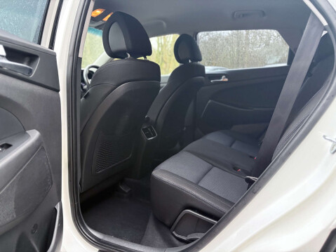 Hyundai TUCSON 1.7 Tucson SE Blue Drive 2WD CRDi 5dr 40