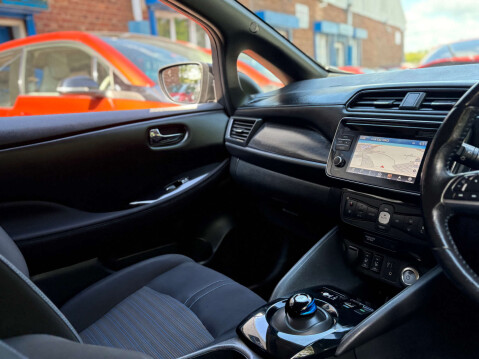 Nissan LEAF Leaf 2.Zero 5dr 27