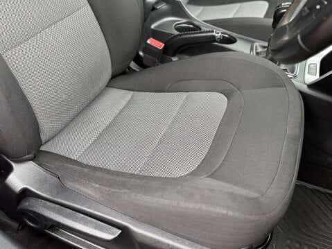 Kia Ceed 1.6 Ceed 2 ISG CRDi 5dr 28