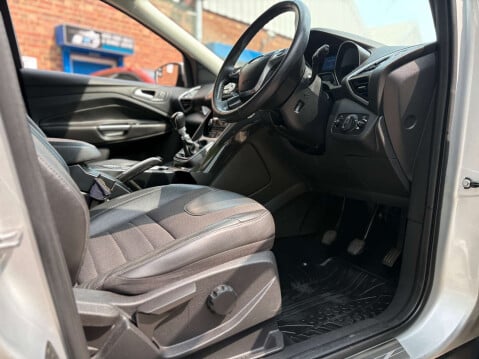 Ford Kuga 2.0 Kuga Titanium 4x4 TDCI 4WD 5dr 25
