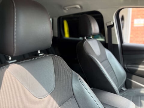 Ford Kuga 2.0 Kuga Titanium 4x4 TDCI 4WD 5dr 32