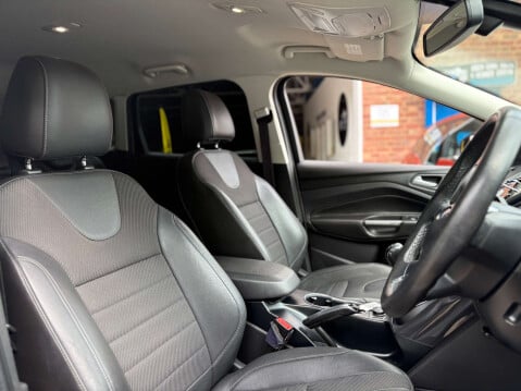 Ford Kuga 2.0 Kuga Titanium 4x4 TDCI 4WD 5dr 39