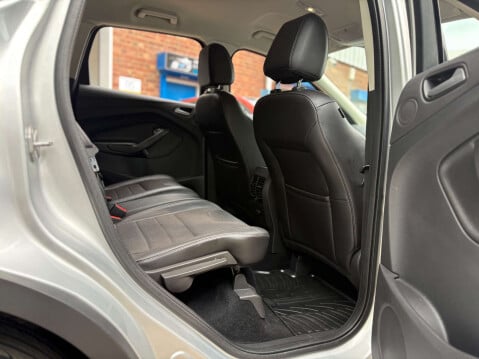 Ford Kuga 2.0 Kuga Titanium 4x4 TDCI 4WD 5dr 41