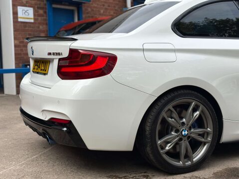 BMW 2 Series 3.0 M235i Auto 2dr 23