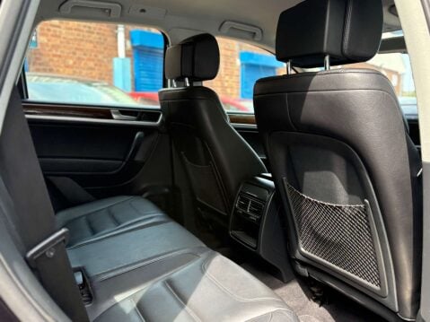 Volkswagen Touareg 3.0 Touareg V6 TSi Hybrid Auto 4WD 5dr 39