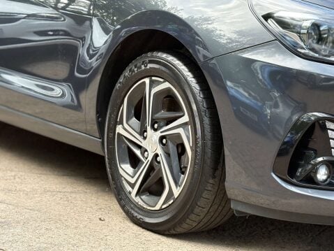 Hyundai i30 1.6 i30 SE Connect MHEV CRDi 5dr 7