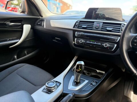 BMW 1 Series 1.5 118i SE Business Auto 5dr 18