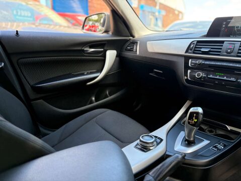 BMW 1 Series 1.5 118i SE Business Auto 5dr 26