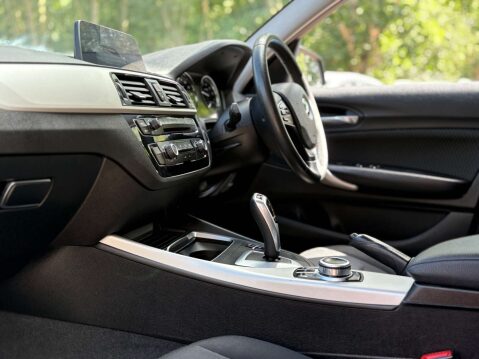 BMW 1 Series 1.5 118i SE Business Auto 5dr 41