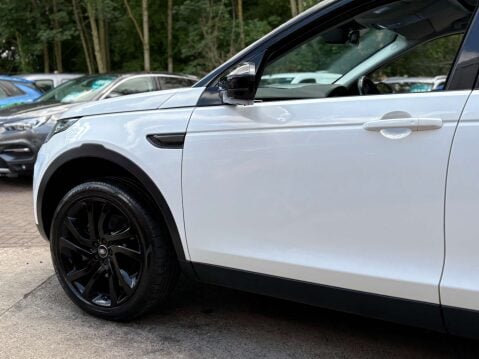 Land Rover Discovery Sport 2.2 Discovery Sport HSE SD4 Auto 4WD 5dr 9