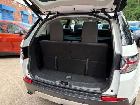 Land Rover Discovery Sport 2.2 Discovery Sport HSE SD4 Auto 4WD 5dr 24