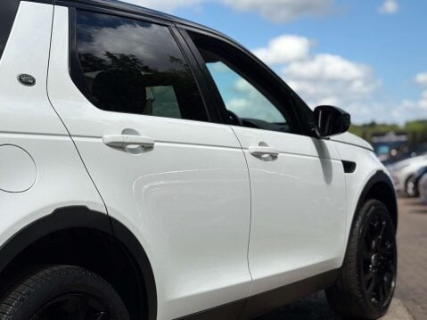 Land Rover Discovery Sport 2.2 Discovery Sport HSE SD4 Auto 4WD 5dr 26