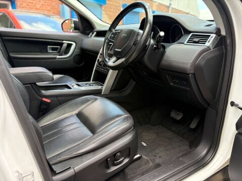 Land Rover Discovery Sport 2.2 Discovery Sport HSE SD4 Auto 4WD 5dr 39
