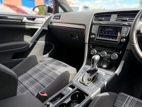 Volkswagen Golf 2.0 Golf GTD Semi-Auto 3dr 23