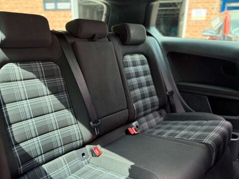 Volkswagen Golf 2.0 Golf GTD Semi-Auto 3dr 28