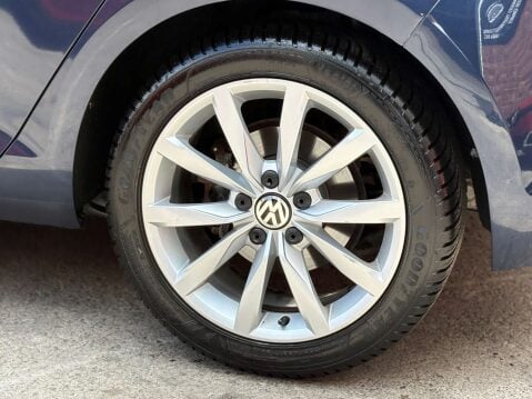 Volkswagen Golf 2.0 Golf GT BlueMotion Technology TDI Semi-Auto 5dr 8