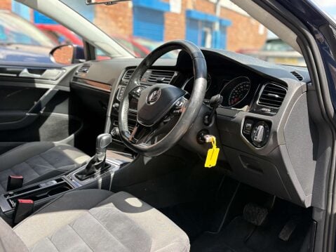 Volkswagen Golf 2.0 Golf GT BlueMotion Technology TDI Semi-Auto 5dr 27