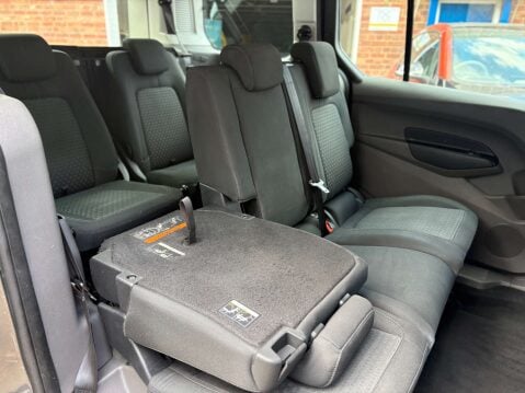 Ford Tourneo Connect 1.5 Tourneo Connect Grand Zetec TDCi 5dr 30