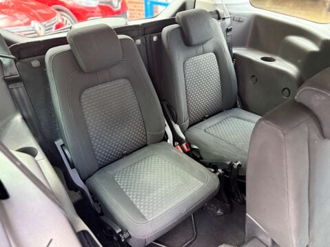 Ford Tourneo Connect 1.5 Tourneo Connect Grand Zetec TDCi 5dr 37