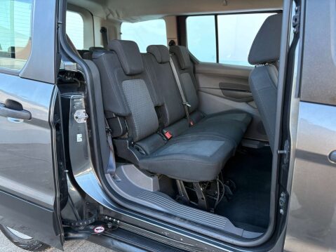 Ford Tourneo Connect 1.5 Tourneo Connect Grand Zetec TDCi 5dr 19
