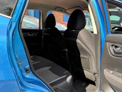 Nissan Qashqai 1.5 Qashqai 360 dCi 5dr 29