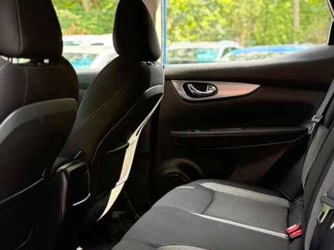 Nissan Qashqai 1.5 Qashqai 360 dCi 5dr 36