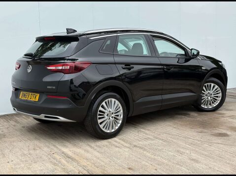 Vauxhall Grandland X 1.5 Grandland X Business Edition Nav TD 5dr 16