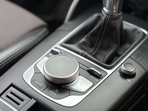 Audi A3 1.5 A3 Sportback 35 TFSI S Line 5dr 43