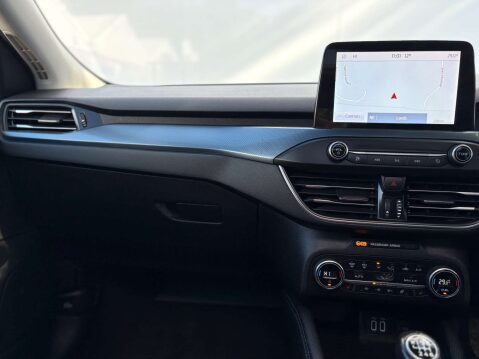 Ford Focus 1.5 Focus Active X EcoBlue 5dr 55