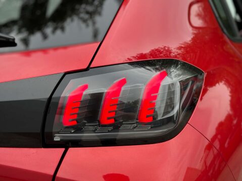 Peugeot 208 1.2 208 Allure PureTech S/S 5dr 28