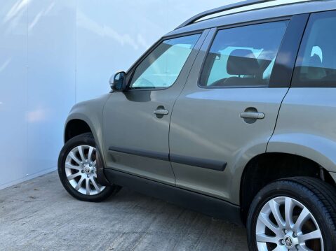 Skoda Yeti 2.0 Yeti Outdoor SE Business TDI SCR 5dr 37
