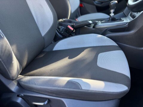 Ford Focus 1.0T EcoBoost Zetec Euro 5 (s/s) 5dr 11