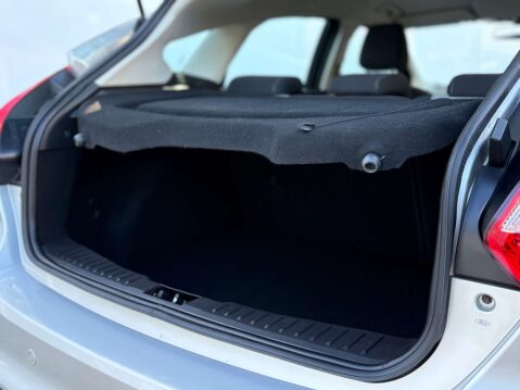 Ford Focus 1.0T EcoBoost Zetec Euro 5 (s/s) 5dr 22