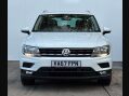Volkswagen Tiguan 2.0 Tiguan SE Nav TDI BlueMotion Technology 4Motion 4WD 5dr 30