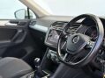 Volkswagen Tiguan 2.0 Tiguan SE Nav TDI BlueMotion Technology 4Motion 4WD 5dr 9
