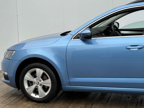 Skoda Octavia 1.0 Octavia SE Technology TSi Semi-Auto 5dr 52
