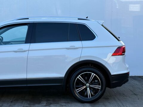 Volkswagen Tiguan 2.0 Tiguan SE Nav TDI BlueMotion Technology Semi-Auto 5dr 53