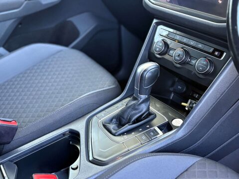 Volkswagen Tiguan 2.0 Tiguan SE Nav TDI BlueMotion Technology Semi-Auto 5dr 12
