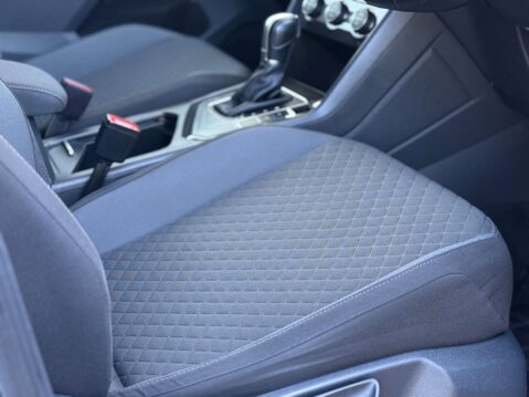 Volkswagen Tiguan 2.0 Tiguan SE Nav TDI BlueMotion Technology Semi-Auto 5dr 14