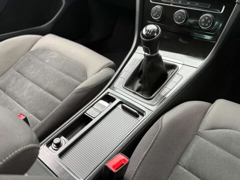 Volkswagen Golf 1.5 Golf GT TSi Evo 5dr 37