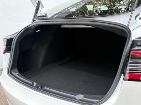 Tesla Model 3 Model 3 Long Range AWD 4WD 4dr 27