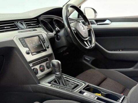 Volkswagen Passat 1.6 Passat SE Business TDI BlueMotion Technology Semi-Auto 5dr 53